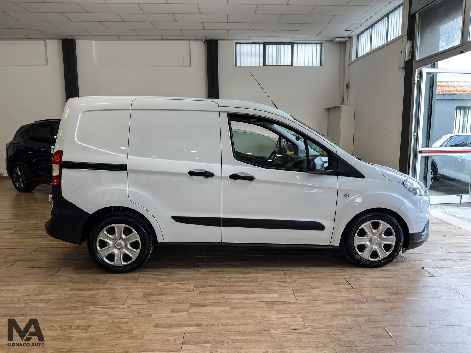 FORD TRANSIT COURIER 1.5 TDCi 75CV 2019