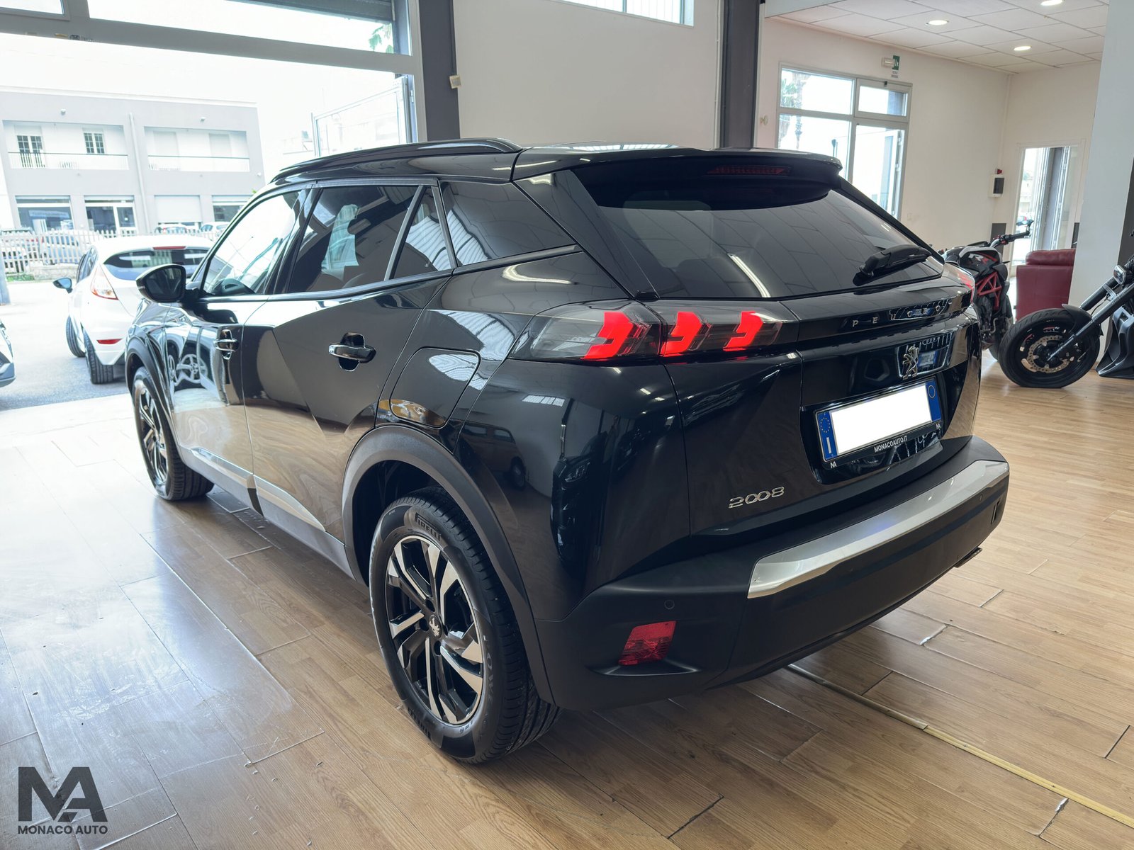 PEUGEOT 2008 ALLURE BLUEHDi EAT8 130CV 2022