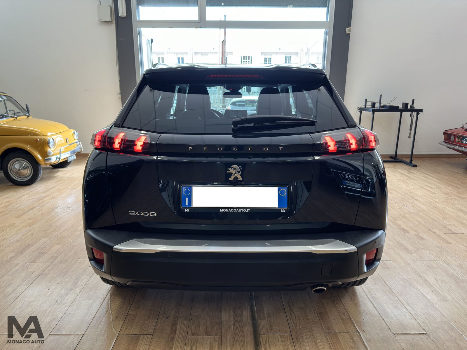PEUGEOT 2008 ALLURE BLUEHDi EAT8 130CV 2022