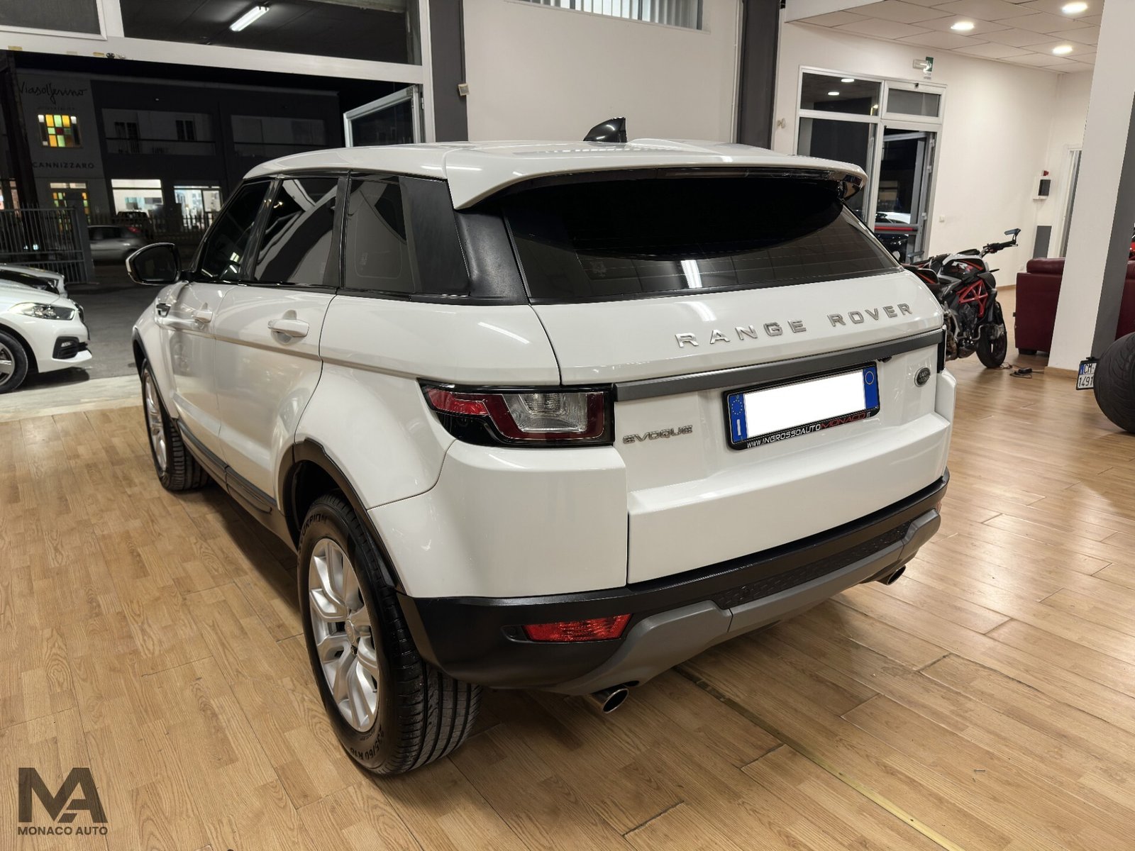 LAND ROVER R.R. EVOQUE PURE 2.0 TD 150CV 2018