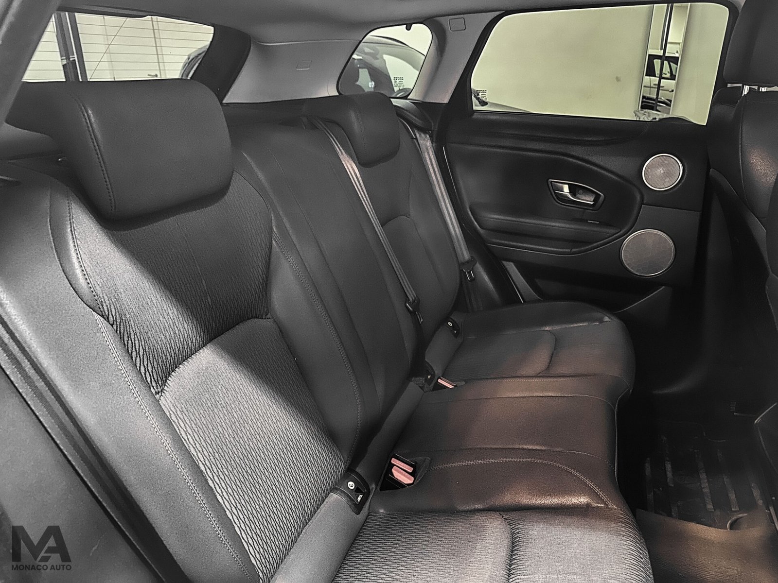 LAND ROVER R.R. EVOQUE PURE 2.0 TD 150CV 2018
