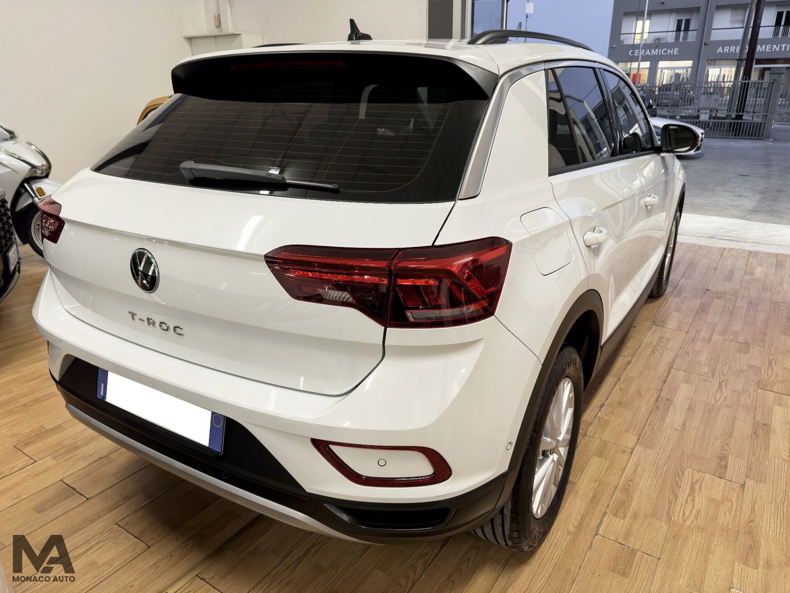 VOLKSWAGEN T-ROC LIFE 2.0 TDI DSG 150 CV 2023
