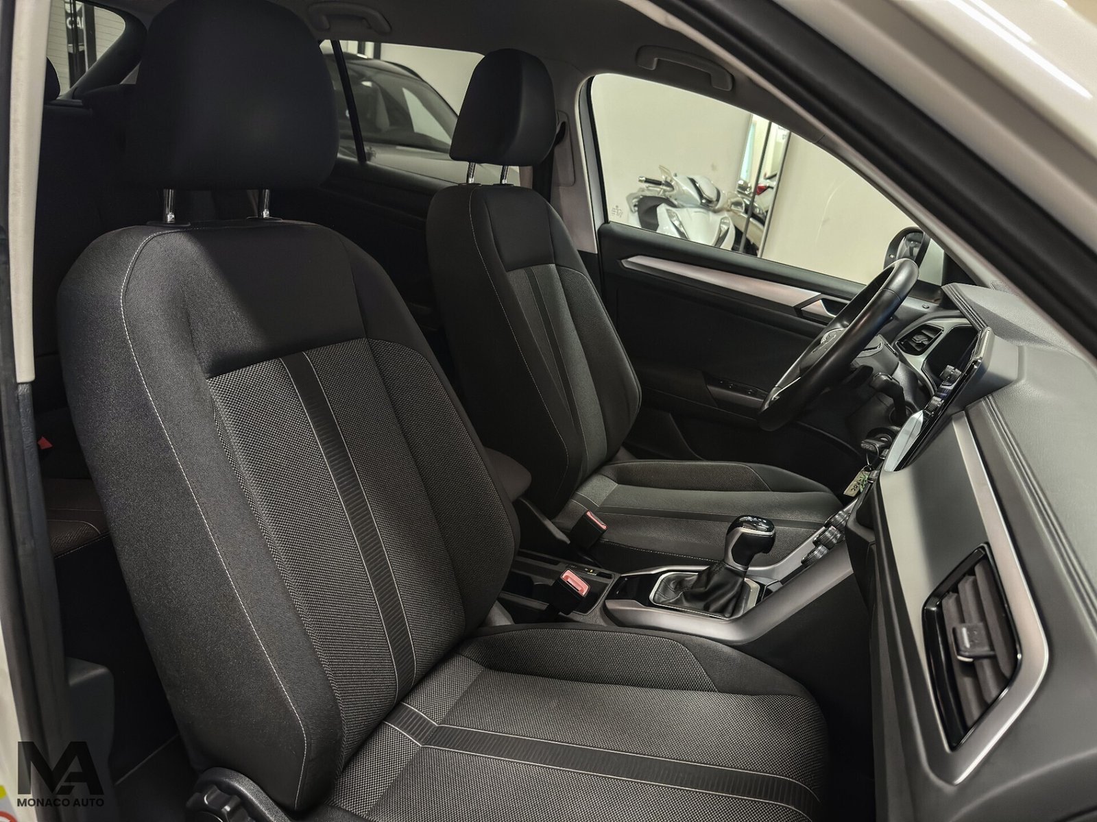 VOLKSWAGEN T-ROC LIFE 2.0 TDI DSG 150 CV 2023